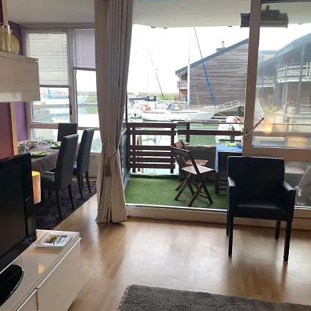 Apartment La Marina De Marie, Duplex Sur L'eau